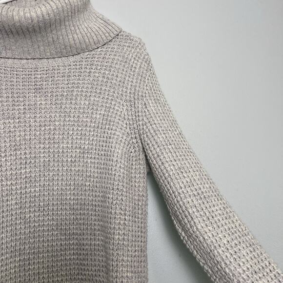 L L Bean Women Waffle Knit Turtleneck Sweater Gray Sz L Wool Cotton Blend Chunky - Picture 3 of 12
